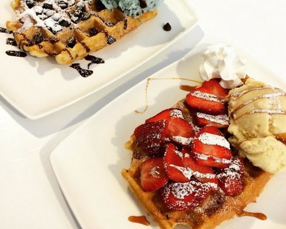 10 for a DineIn or Take Out Dessert Special for Two Buytopia