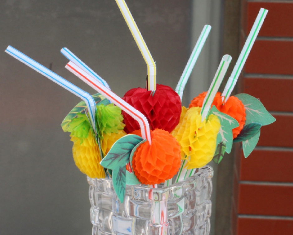 9 for a Set of 50 Summer Cocktail Drink Straws Buytopia