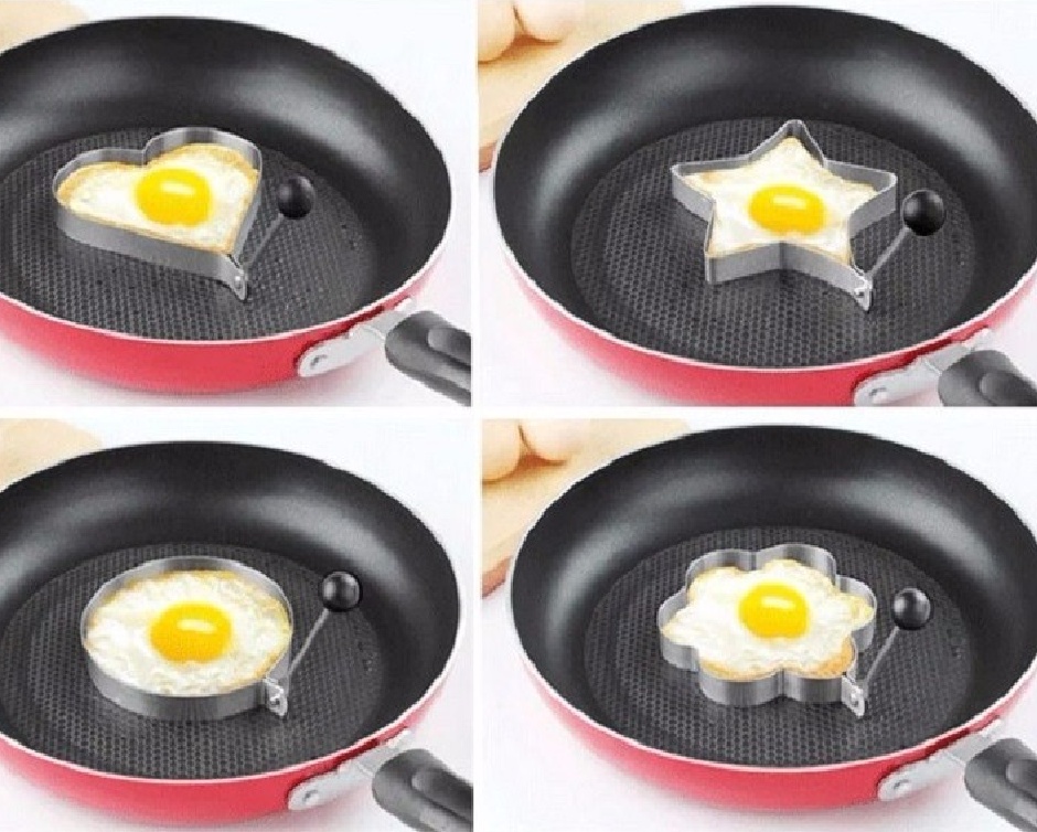 10 for a Set of 4 Egg or Pancake Shapers with Handles Buytopia